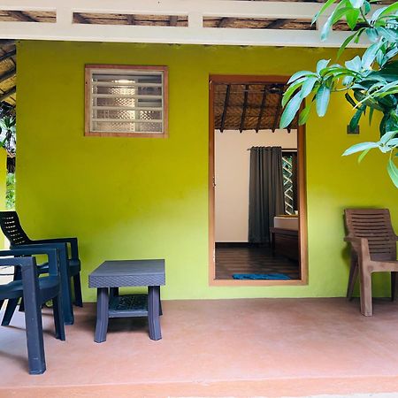 Hampi Village Resort & Tutti Cafe Екстериор снимка
