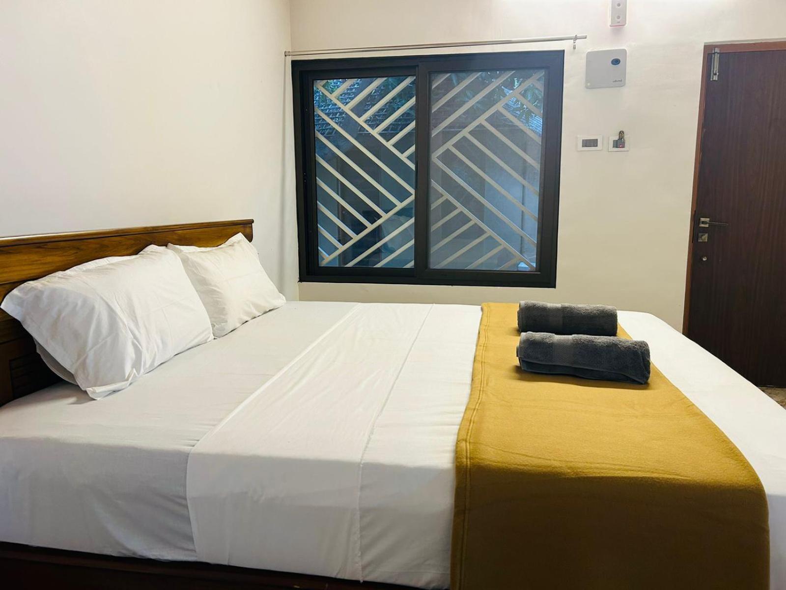 Hampi Village Resort & Tutti Cafe Екстериор снимка