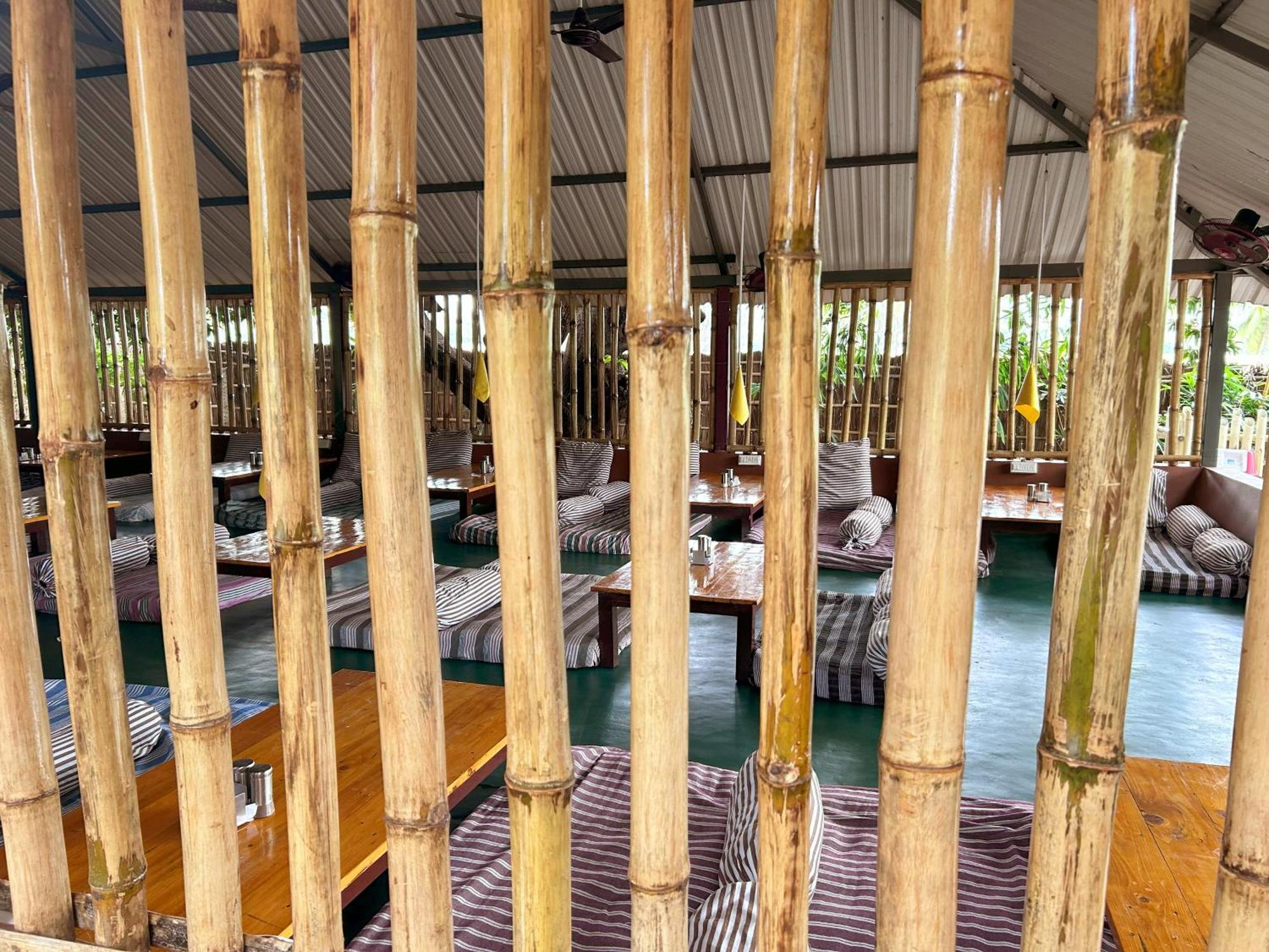 Hampi Village Resort & Tutti Cafe Екстериор снимка